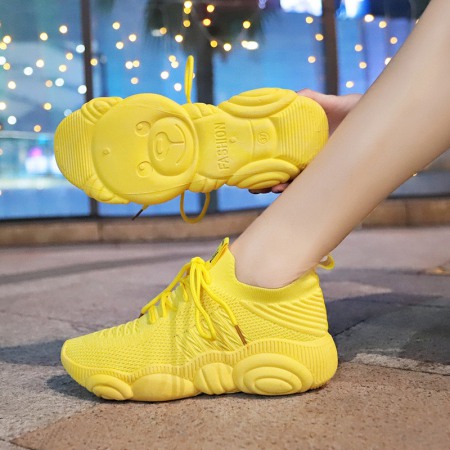 Summer and Autumn New Sports Shoes Female Flying Woven Student Running Shoes Breathable Socks Shoes Women